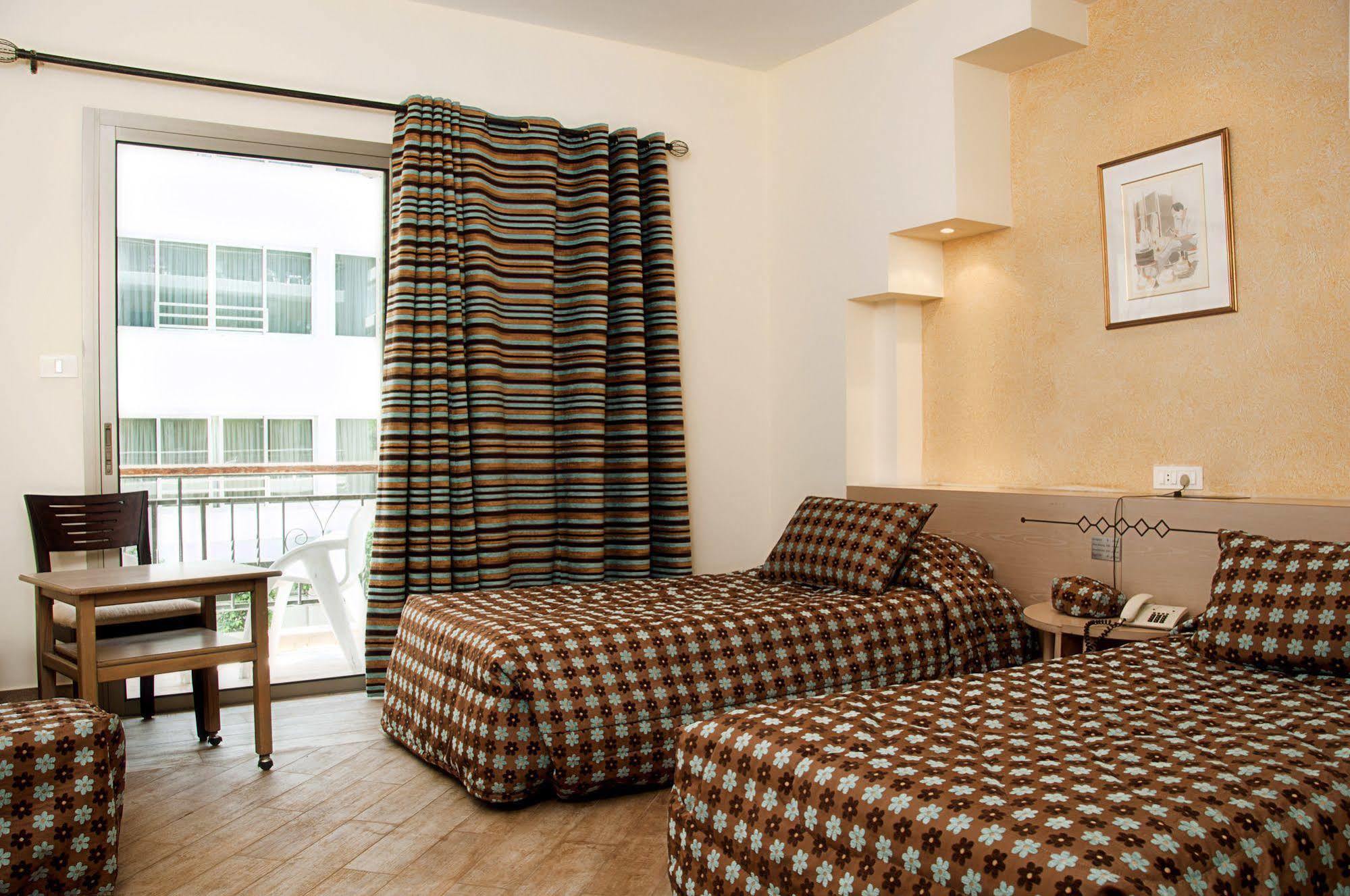 Marble Tower Hotel Beirut Exterior foto